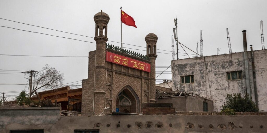 This image has an empty alt attribute; its file name is Chinese-destruction-of-mosque-1024x512.jpeg